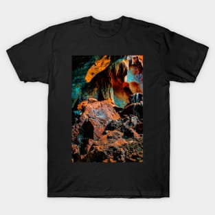 Spooky ghosts on brown pattern T-Shirt